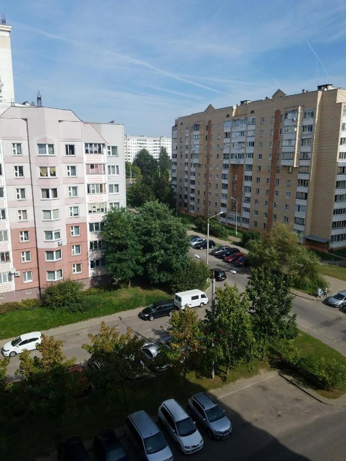Aparthotel Uyutnaya Komnata Vozle Metro Minsk Exterior foto